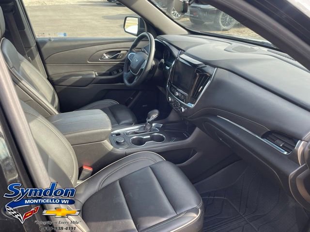 Used 2023 Chevrolet Traverse Premier w/ Redline Edition image 22
