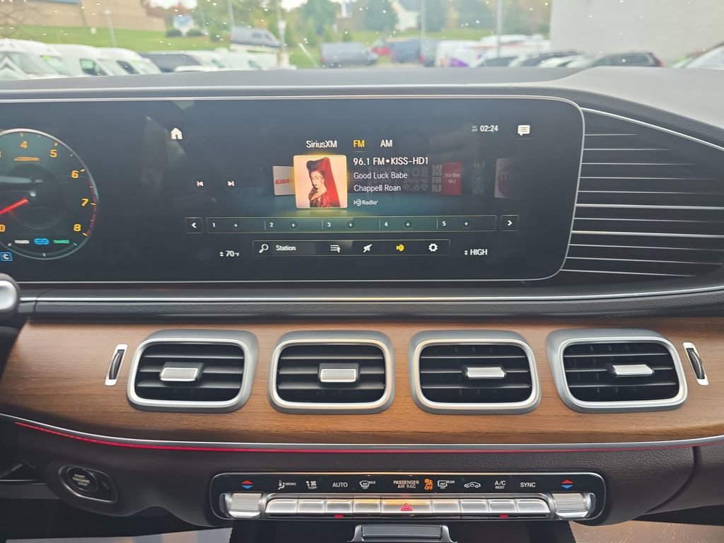 Certified 2022 Mercedes-Benz GLS 450 4MATIC image 19