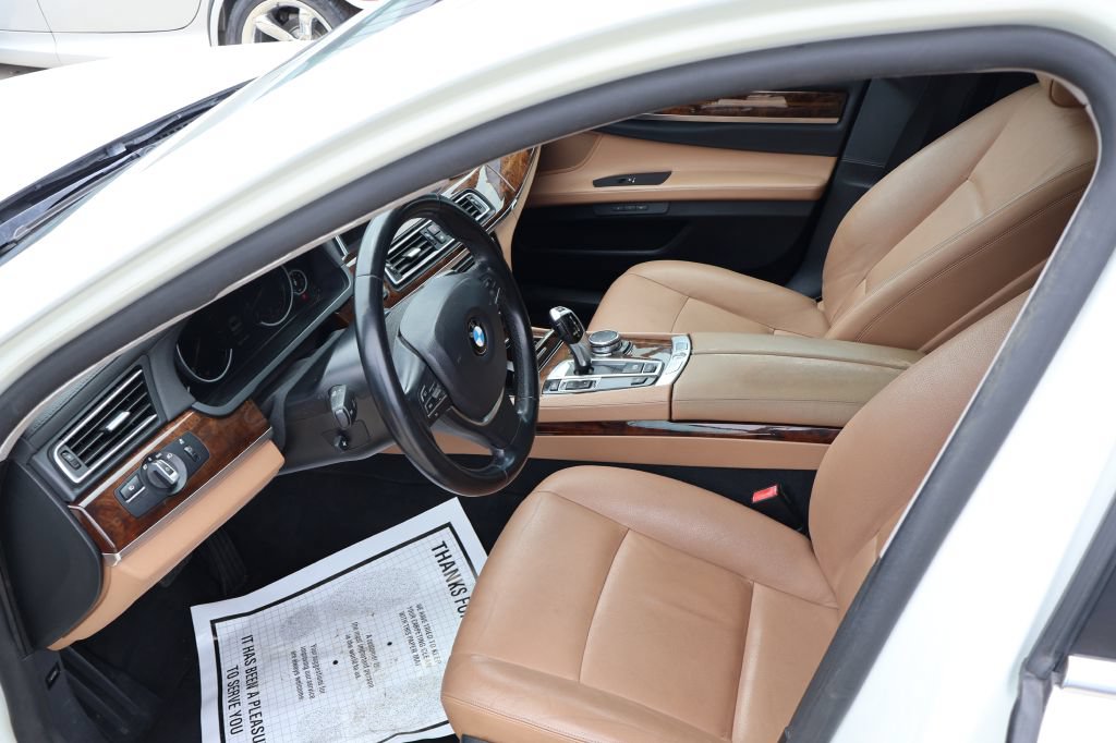 Used 2015 BMW 740i RWD image 23