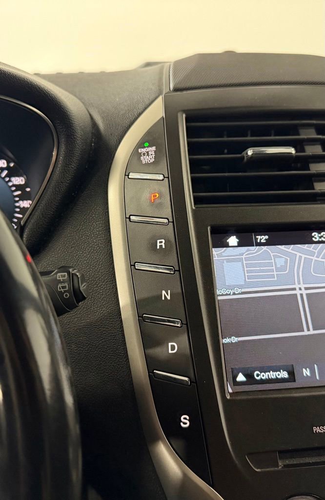 Used 2016 Lincoln MKC Select w/ Select Plus Package AWD/4WD image 21