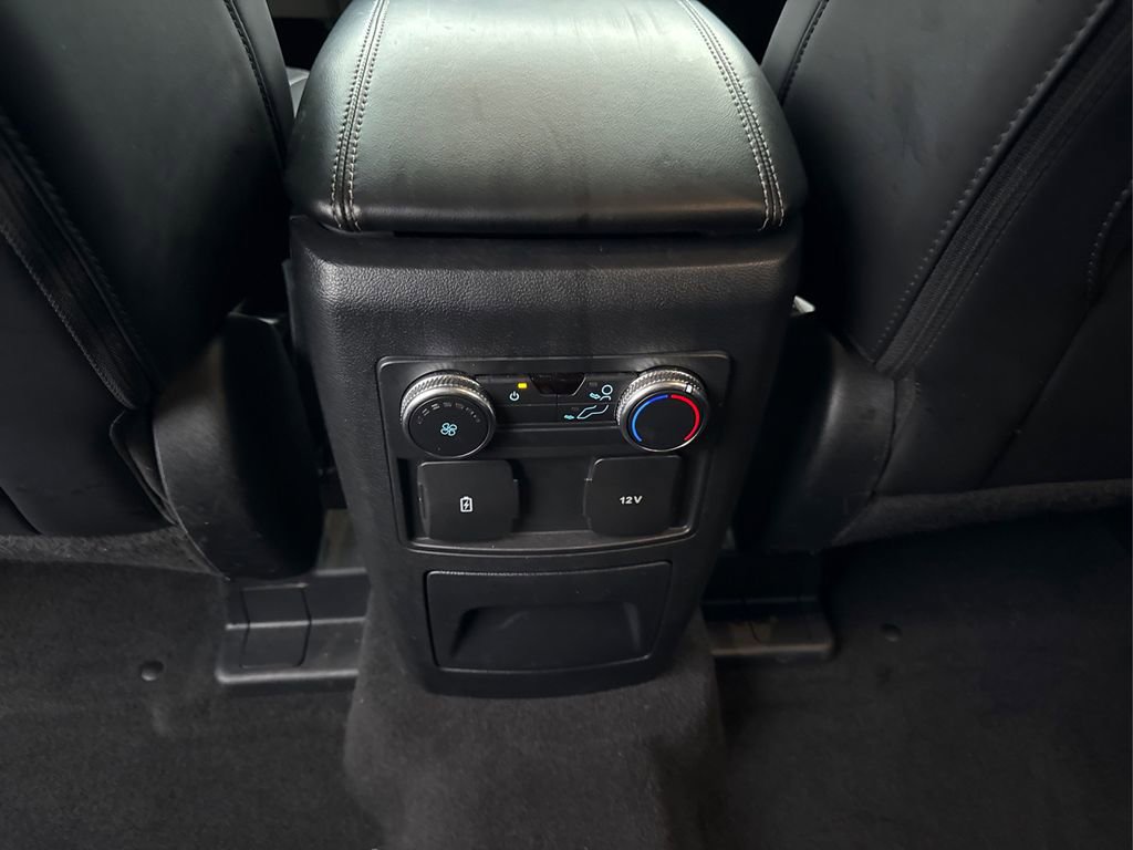 Used 2022 Ford Explorer XLT w/ Equipment Group 202A image 33