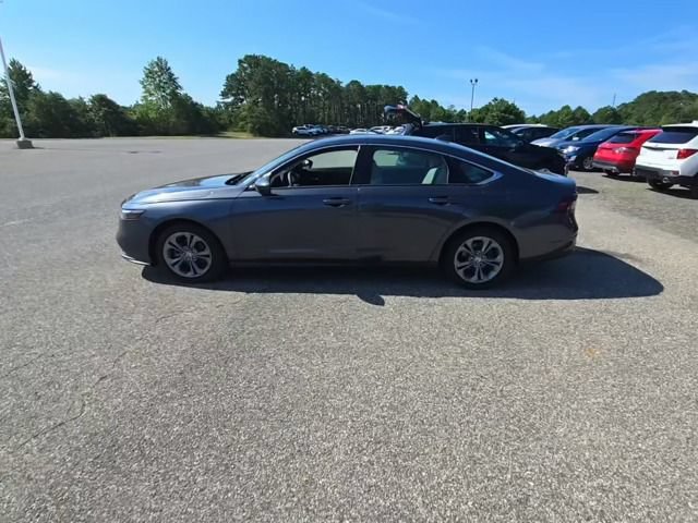 Used 2024 Honda Accord EX image 4