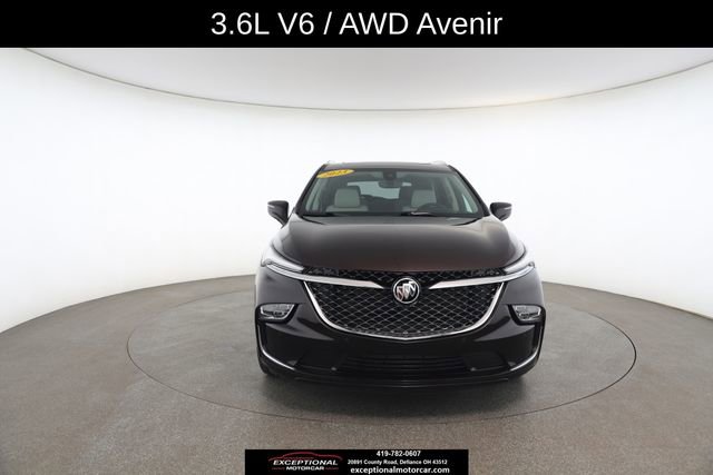 Used 2023 Buick Enclave Avenir w/ Avenir Technology Package image 31