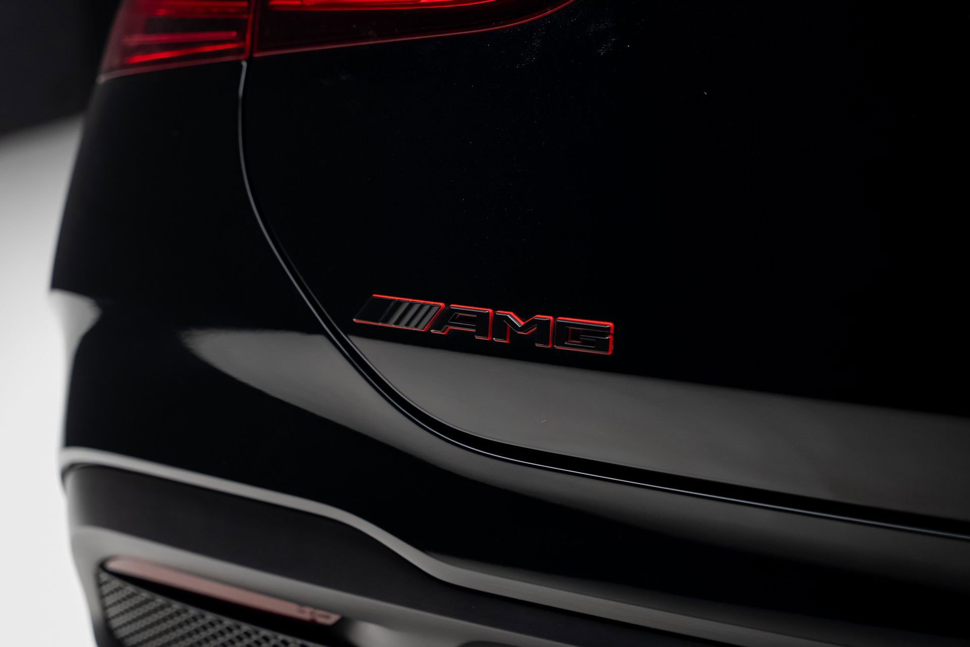 Used 2025 Mercedes-Benz GLE 53 AMG 4MATIC Coupe w/ AMG Night Package image 33