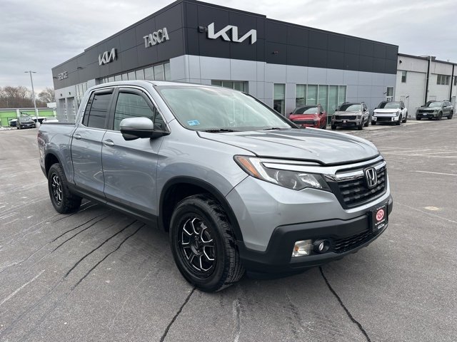 Used 2017 Honda Ridgeline RTL-T image 2