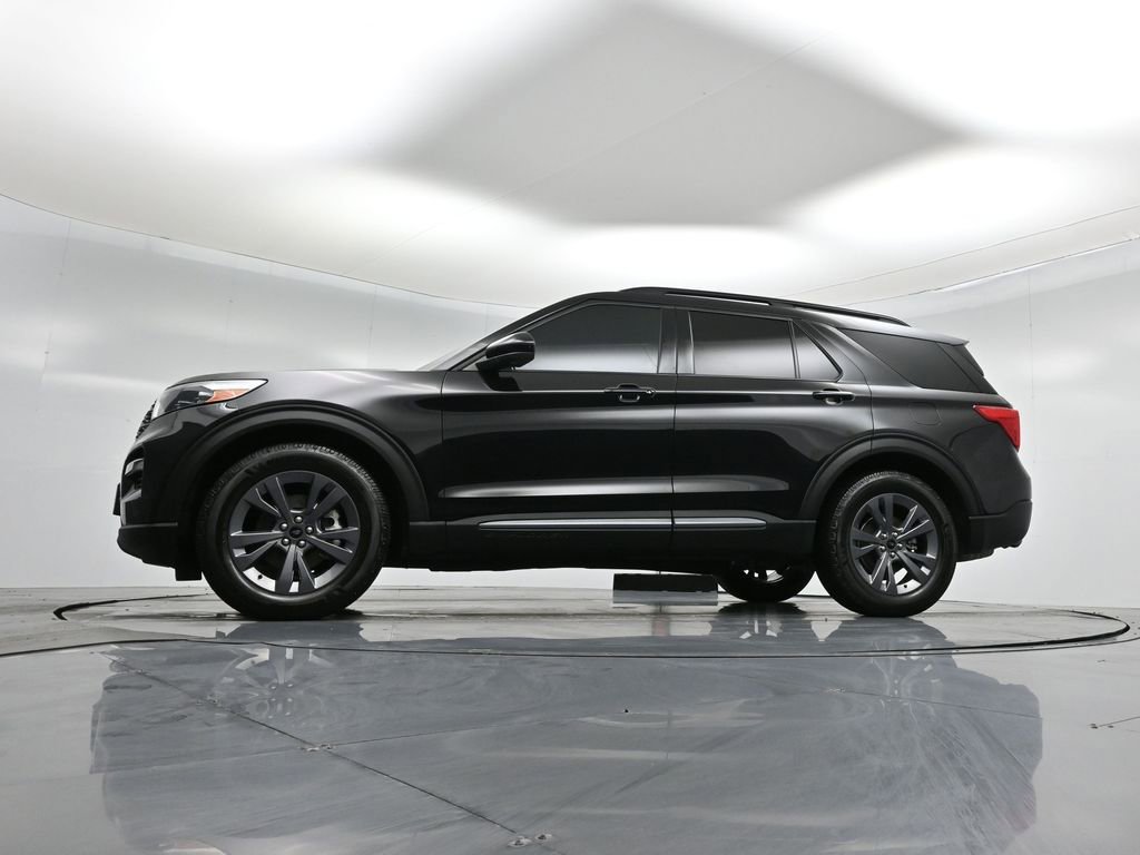 Certified 2023 Ford Explorer XLT w/ Equipment Group 202A image 58