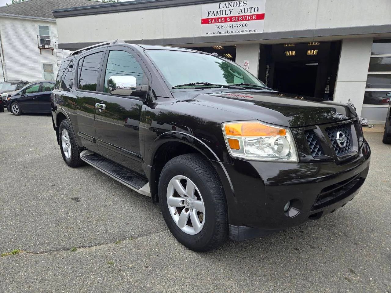 Used 2012 Nissan Armada SV image 23