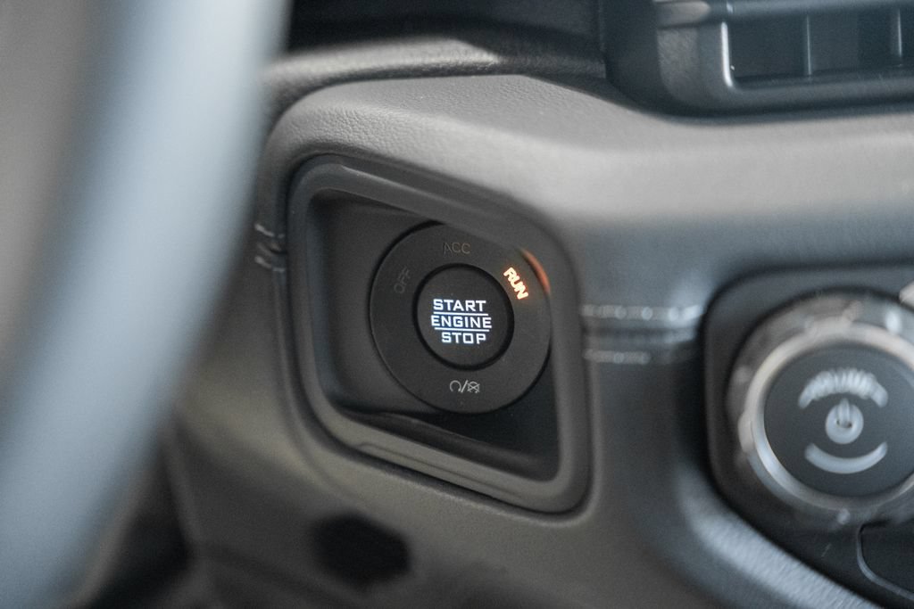 New 2026 Jeep Wrangler Unlimited Rubicon AWD/4WD image 28