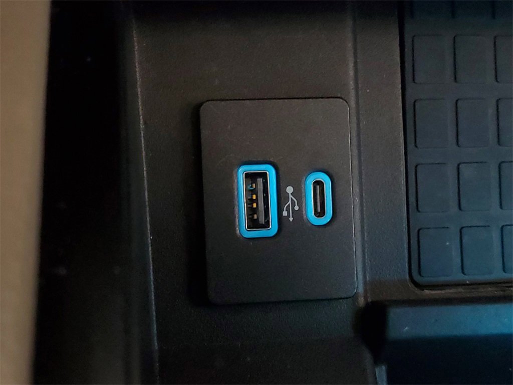 Used 2020 Ford Expedition XLT w/ Equipment Group 202A image 20