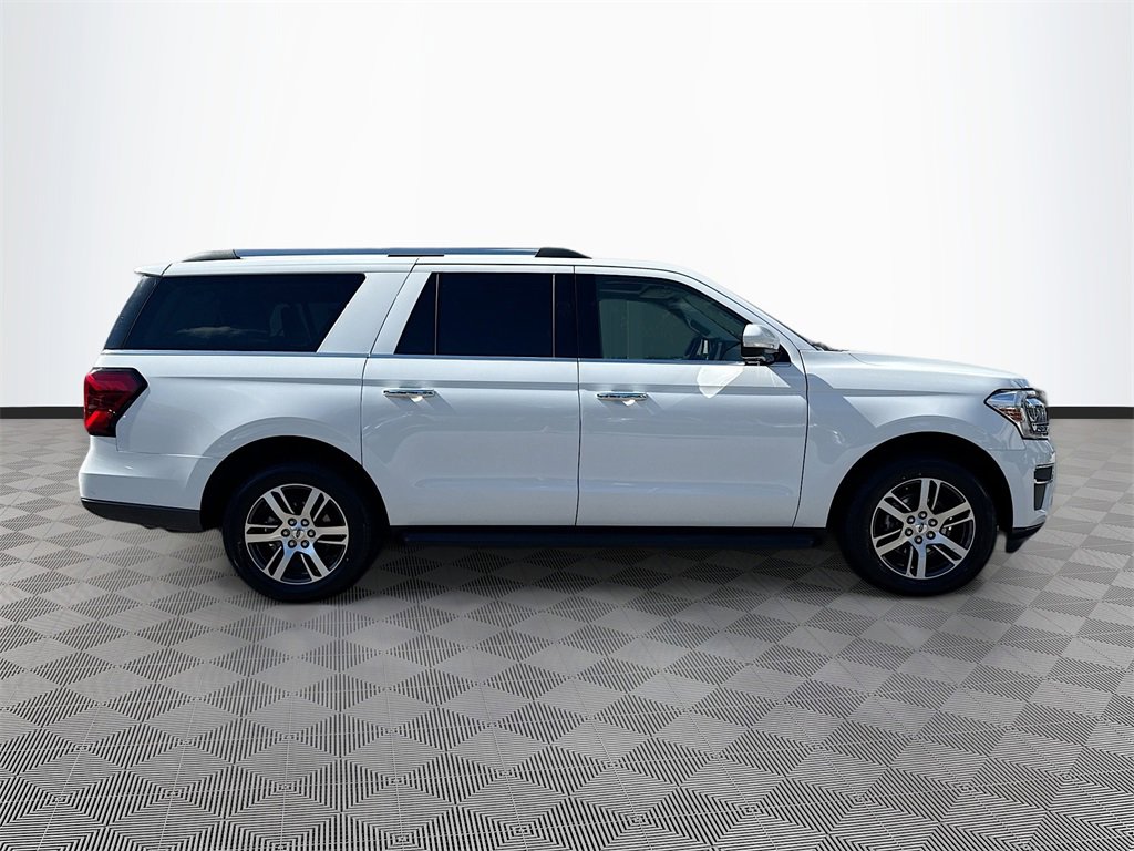 Used 2024 Ford Expedition Max Limited image 5