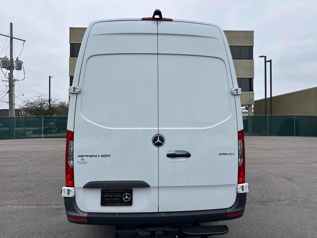 New 2025 Mercedes-Benz Sprinter 2500 image 5