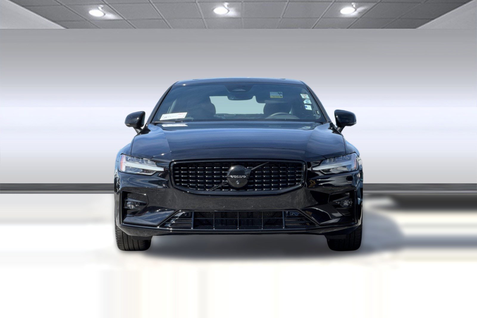 Used 2024 Volvo S60 B5 Plus w/ Climate Package image 6