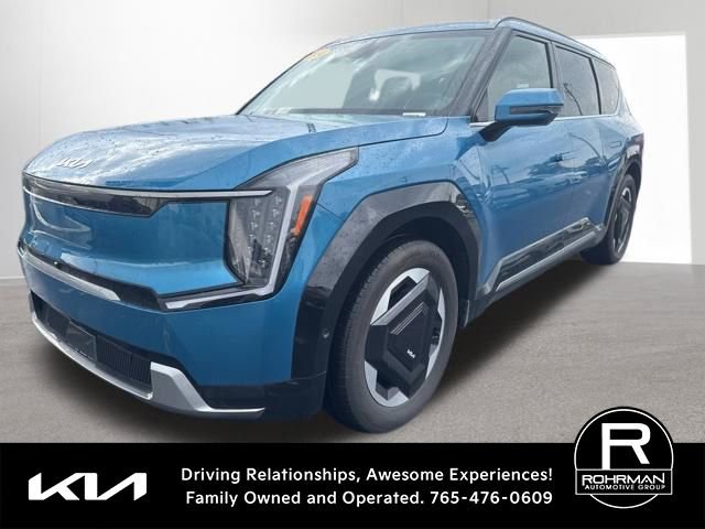 Used 2024 Kia EV9 Land AWD/4WD image 1