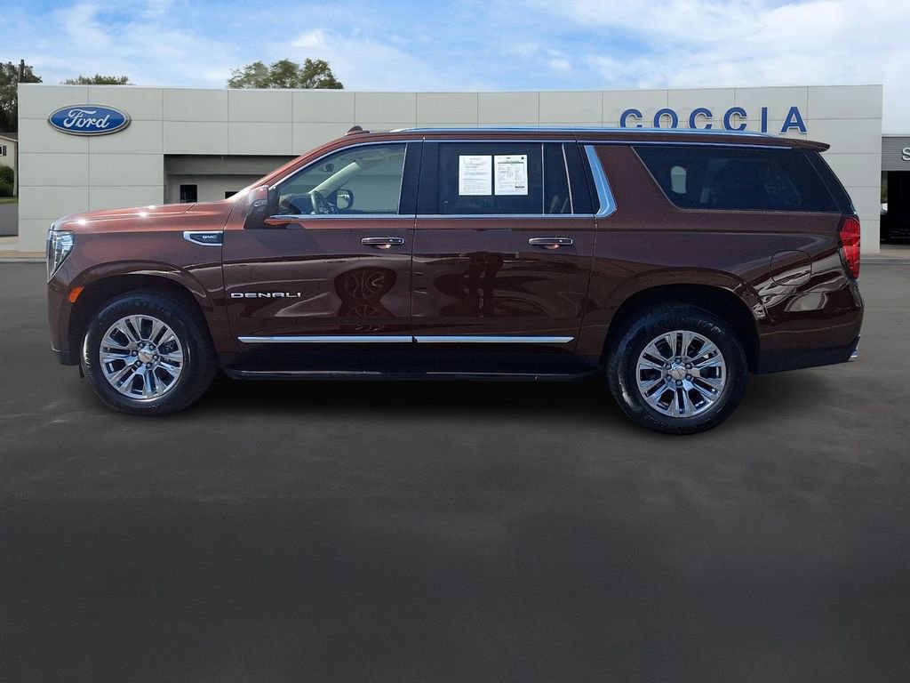 Used 2023 GMC Yukon XL Denali w/ LPO, Floor Liner Package AWD/4WD image 7