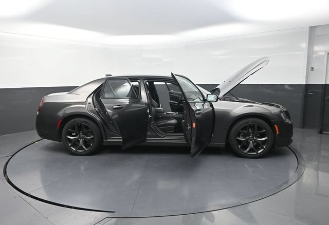 Used 2023 Chrysler 300 S RWD image 46