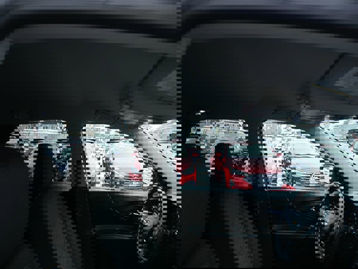 Used 2019 Chevrolet Equinox LT image 32