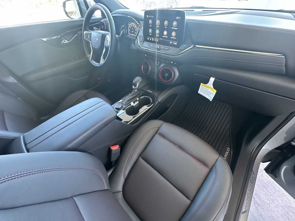 New 2025 Chevrolet Blazer RS w/ Driver Confidence II Package AWD/4WD image 29