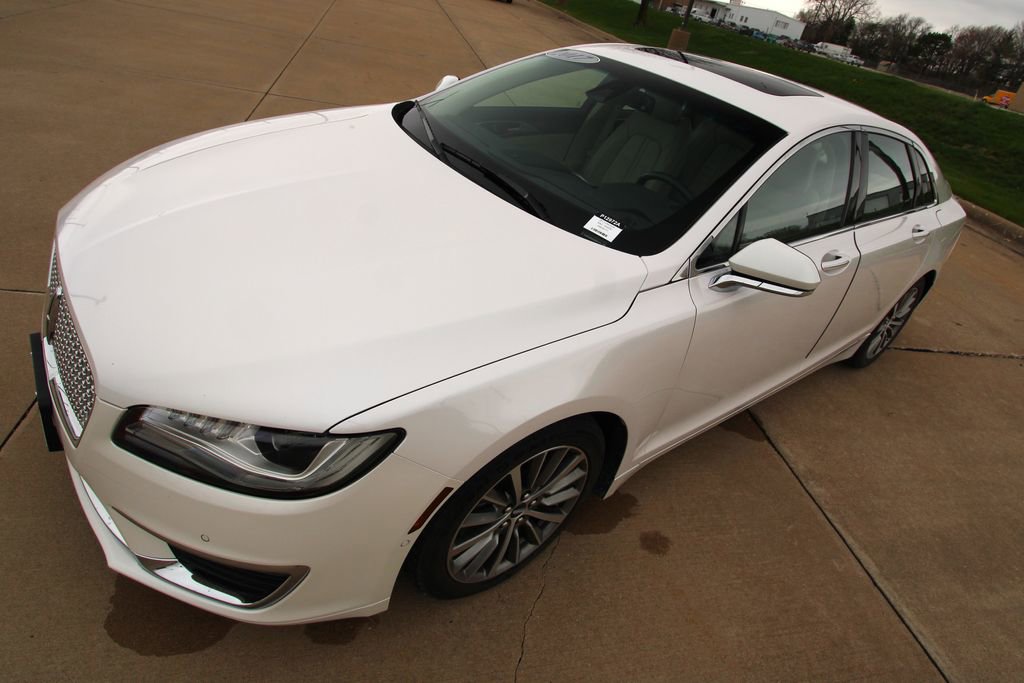 Used 2017 Lincoln MKZ Select w/ Technology Package image 19