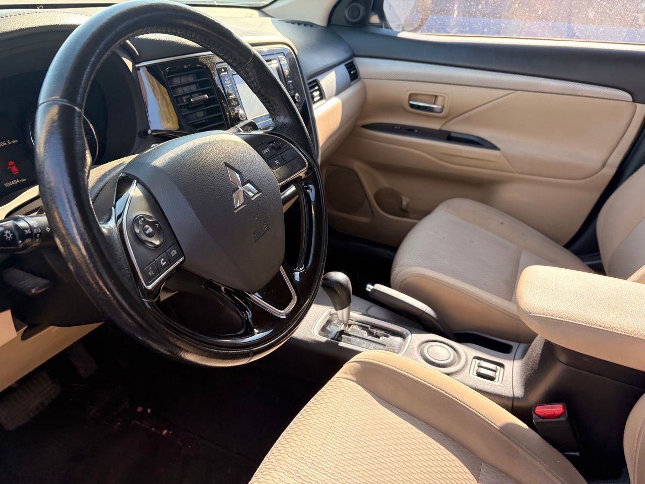 Used 2016 Mitsubishi Outlander SE FWD image 8