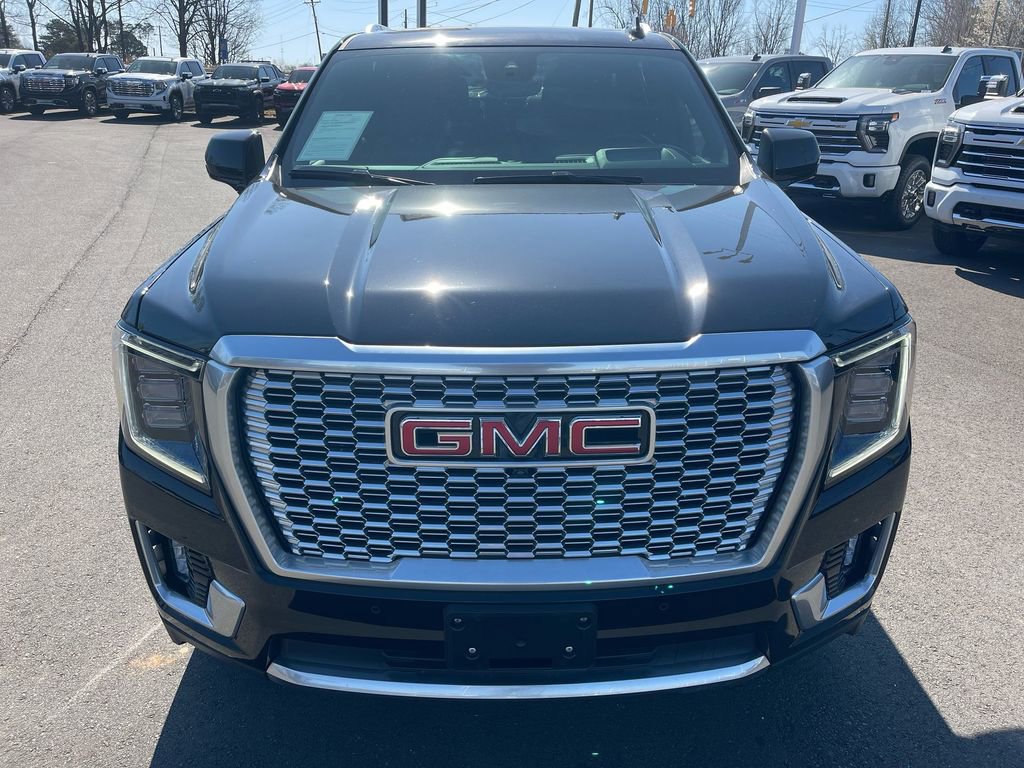 Used 2023 GMC Yukon XL Denali w/ Denali Reserve Package AWD/4WD image 8