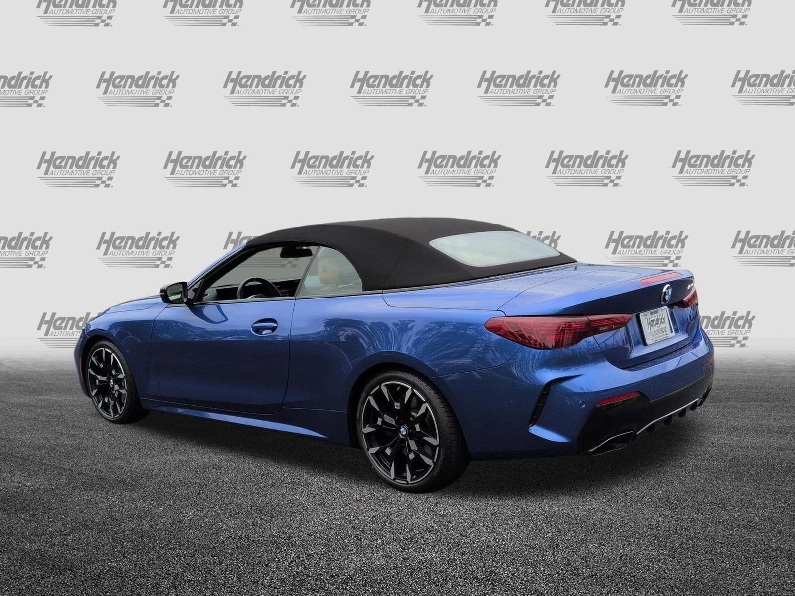 Used 2026 BMW M440i Convertible image 8