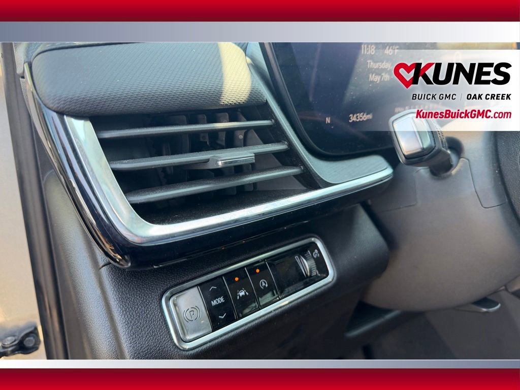 Used 2024 Buick Envision Preferred AWD/4WD image 11