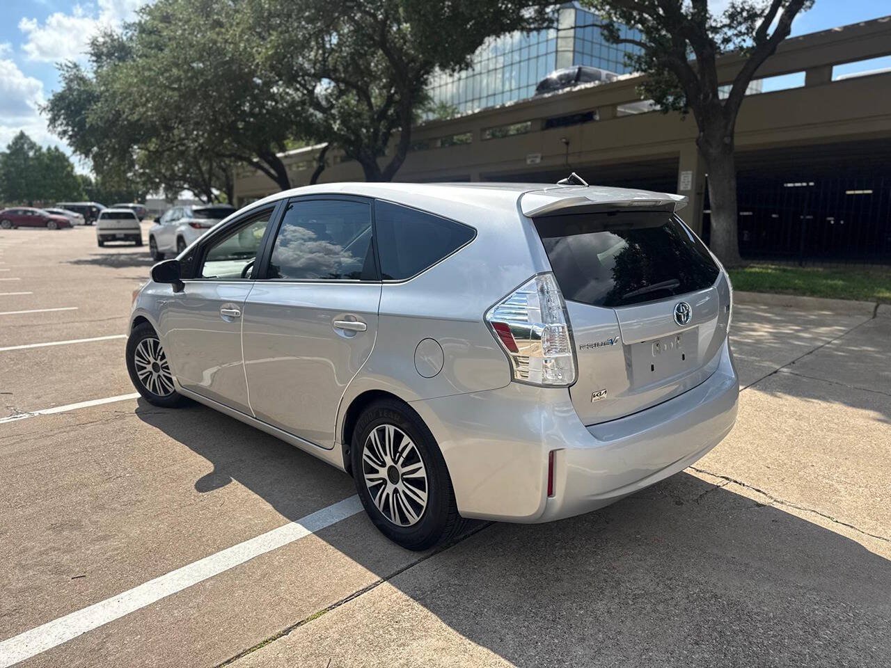 Used 2013 Toyota Prius V Two FWD image 6