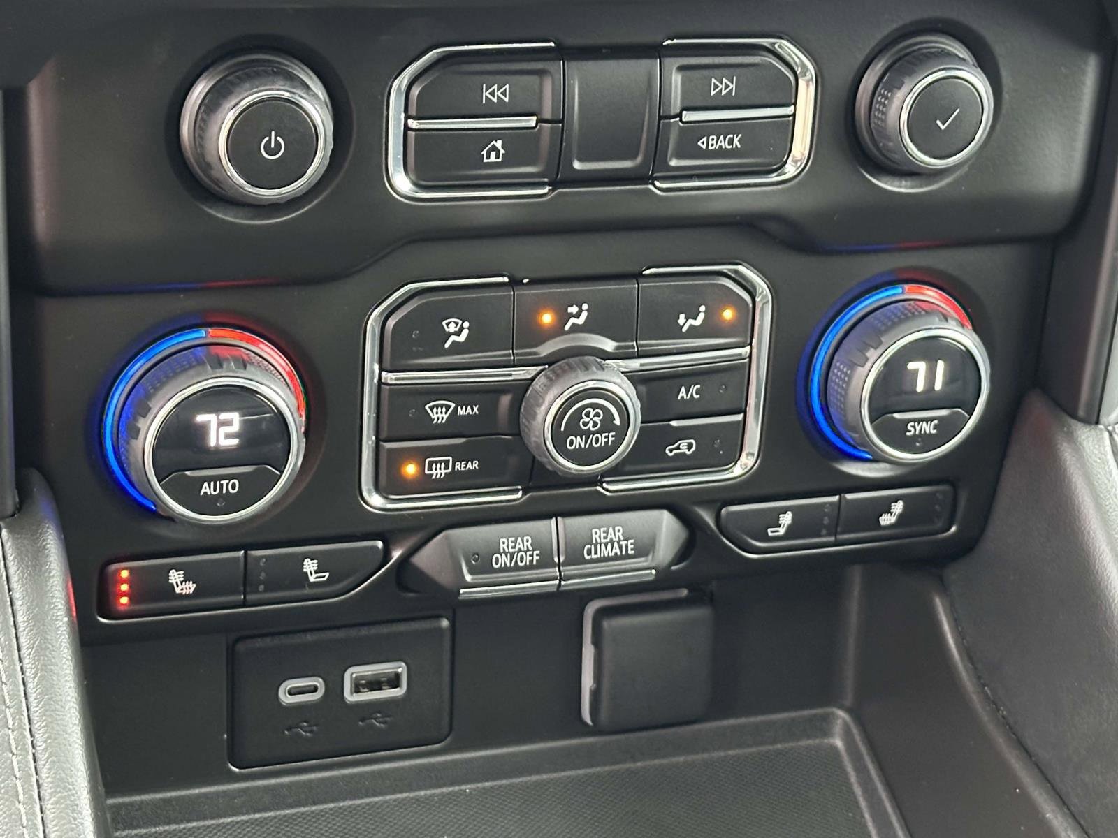 Used 2023 Chevrolet Tahoe Z71 image 12