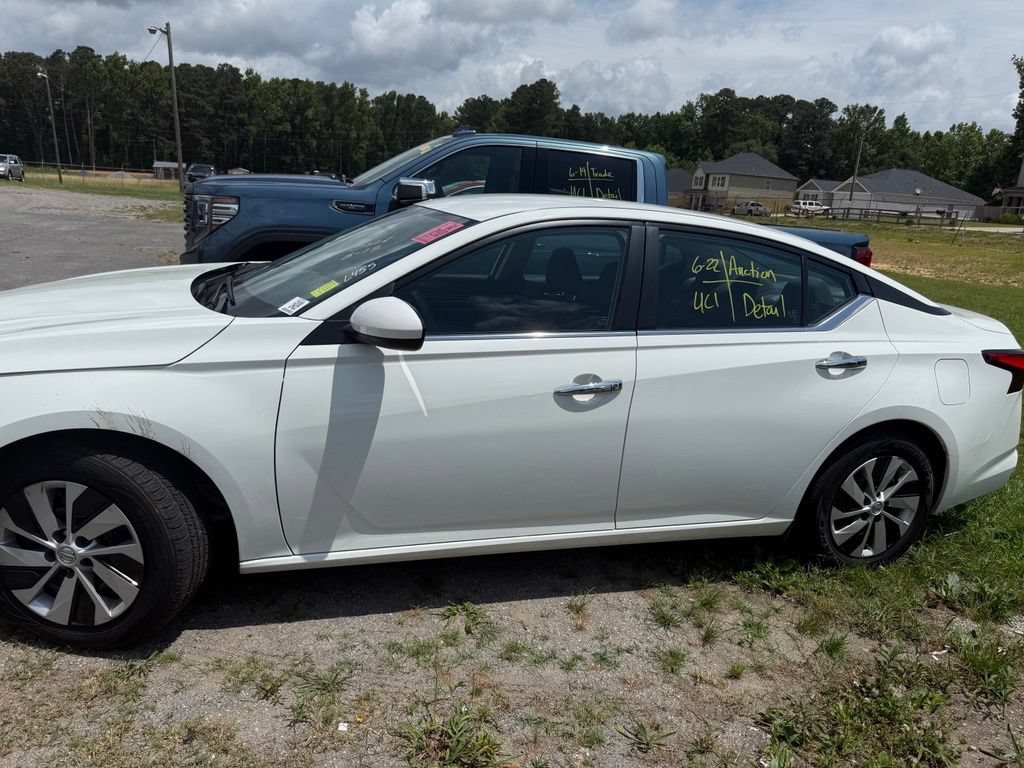 Used 2022 Nissan Altima 2.5 S FWD image 1
