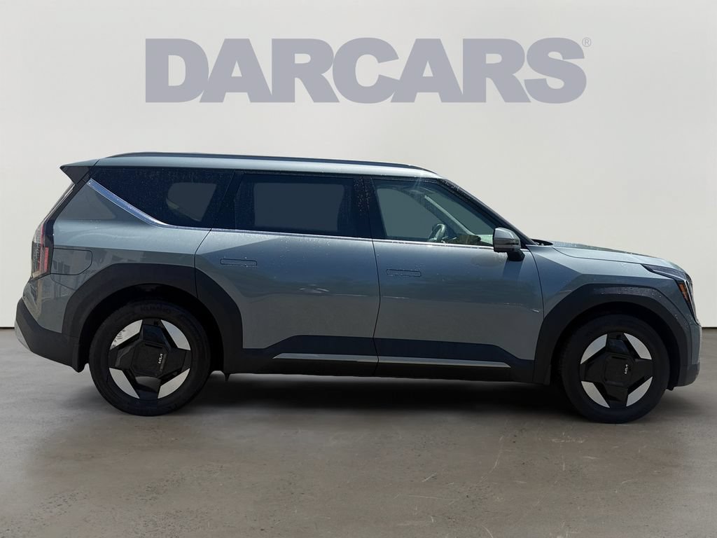 Used 2024 Kia EV9 Wind AWD/4WD image 8