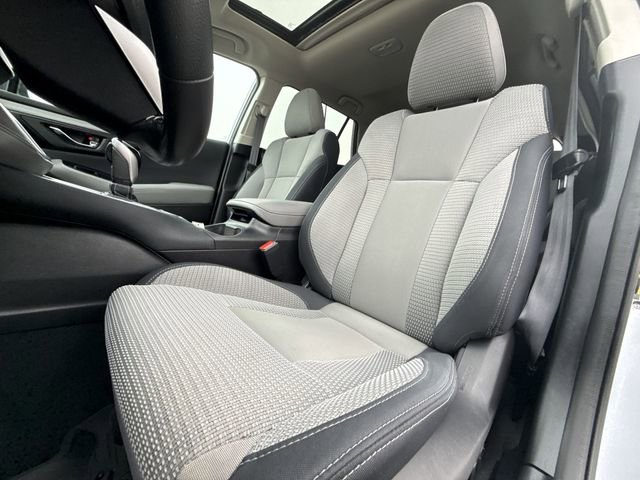 Used 2023 Subaru Outback Premium image 11
