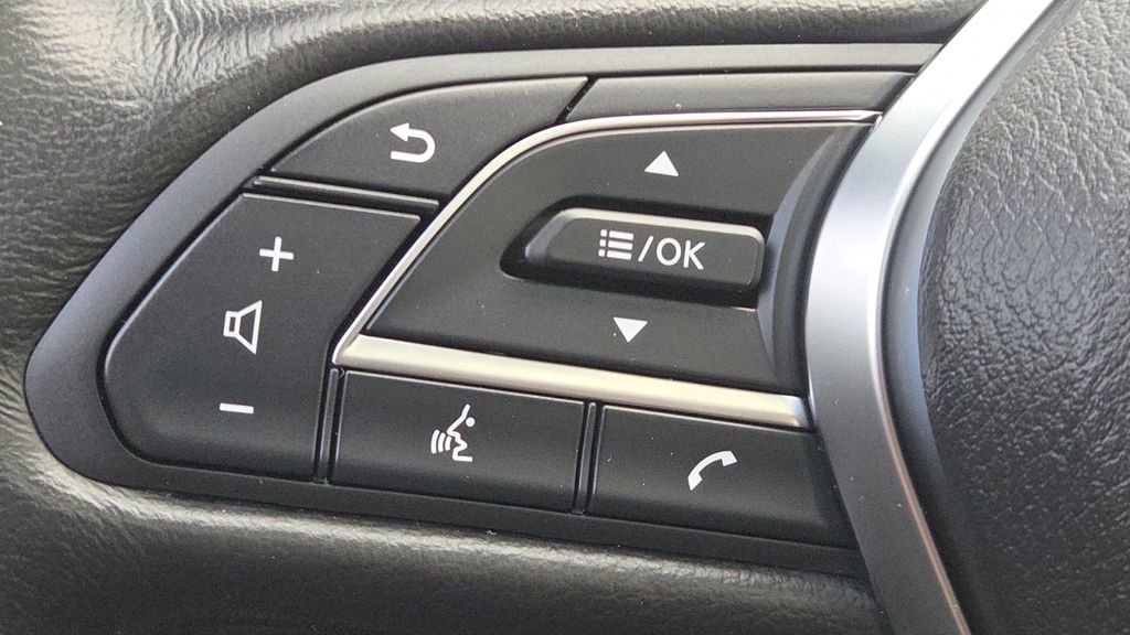 Used 2019 INFINITI Q50 Signature Edition w/ Cargo Package (L96) image 12