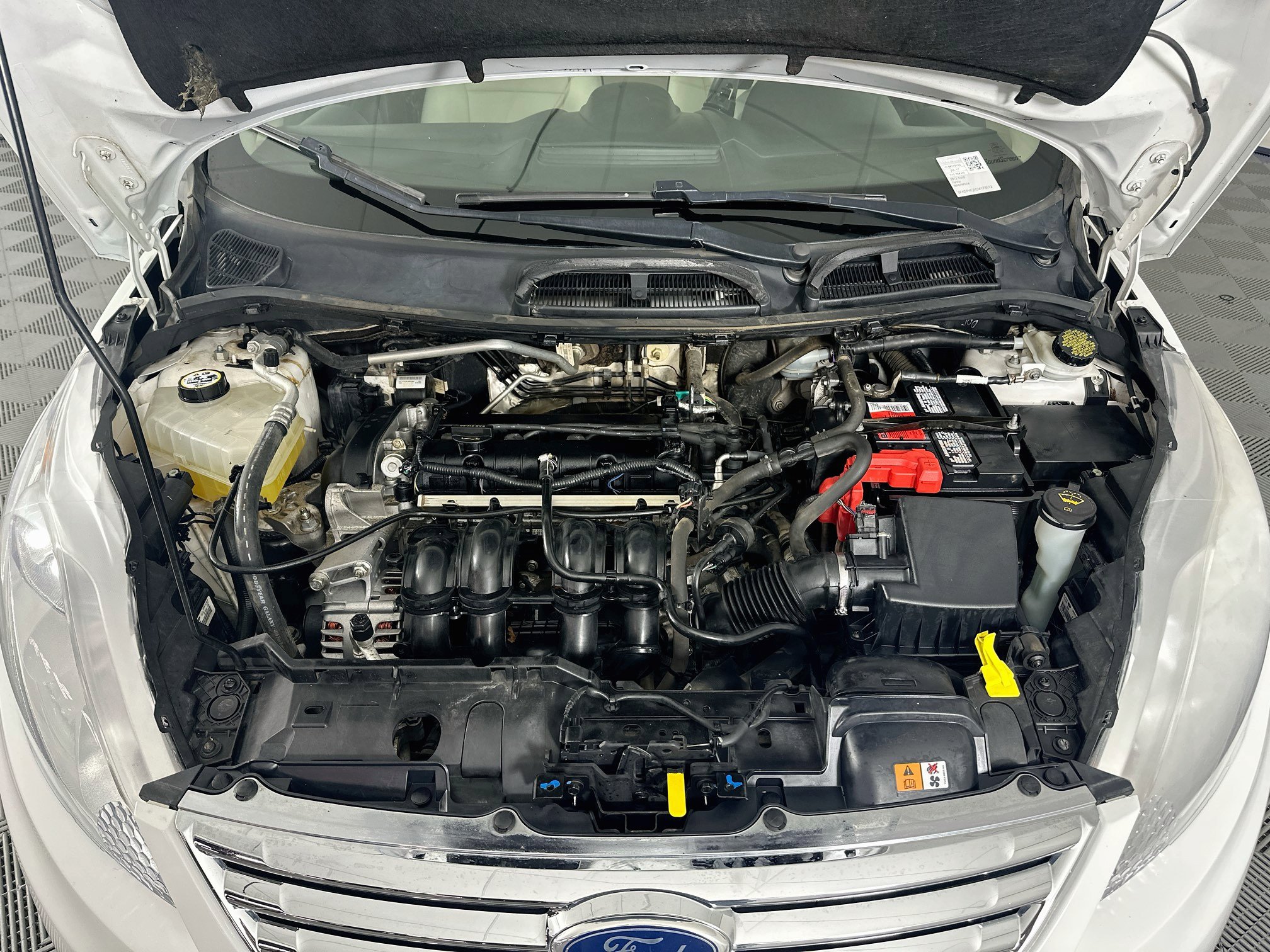 Used 2012 Ford Fiesta SEL FWD image 31