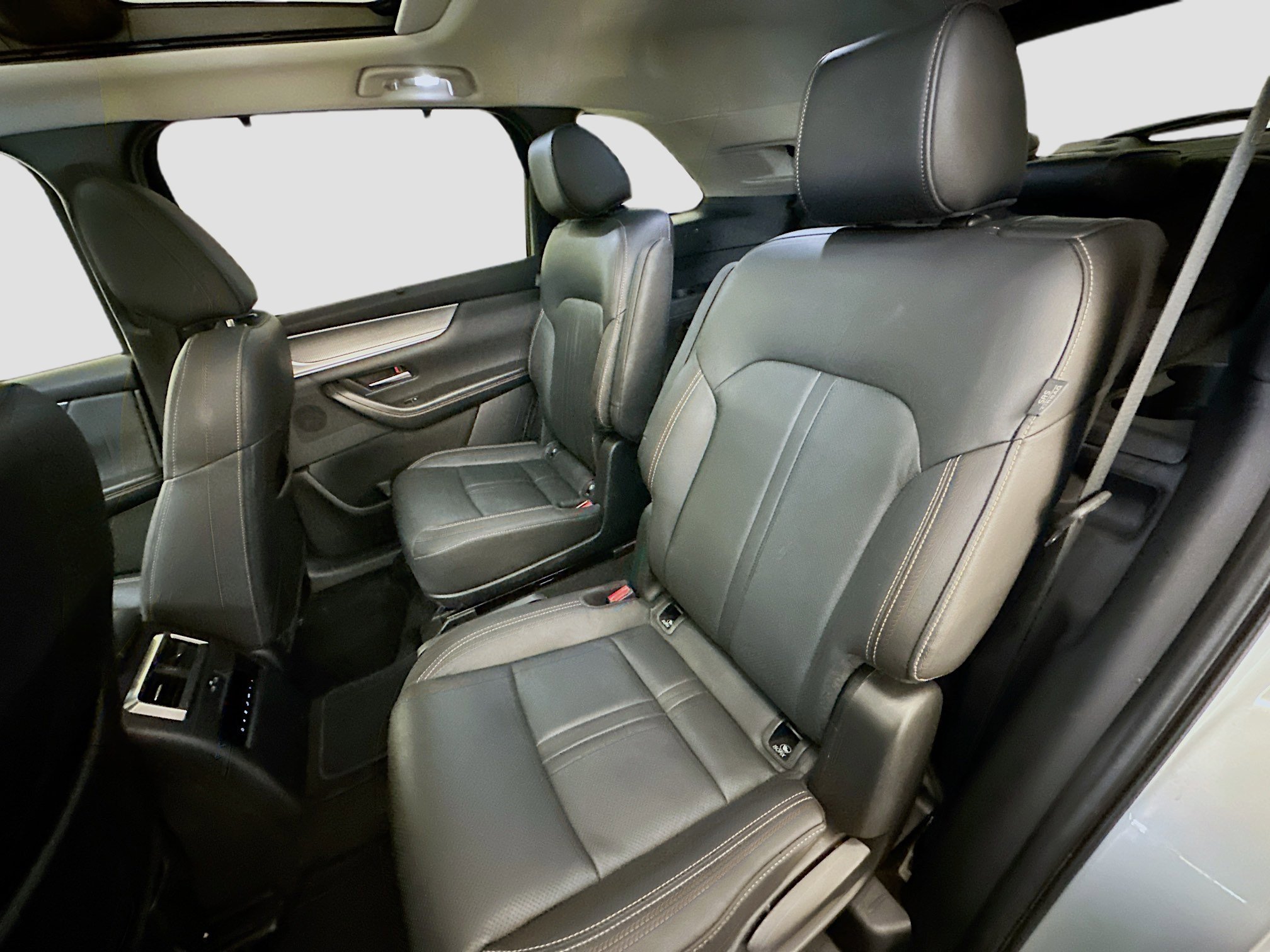 Used 2025 MAZDA CX-90 3.3 Turbo w/ Premium Sport Pkg image 30