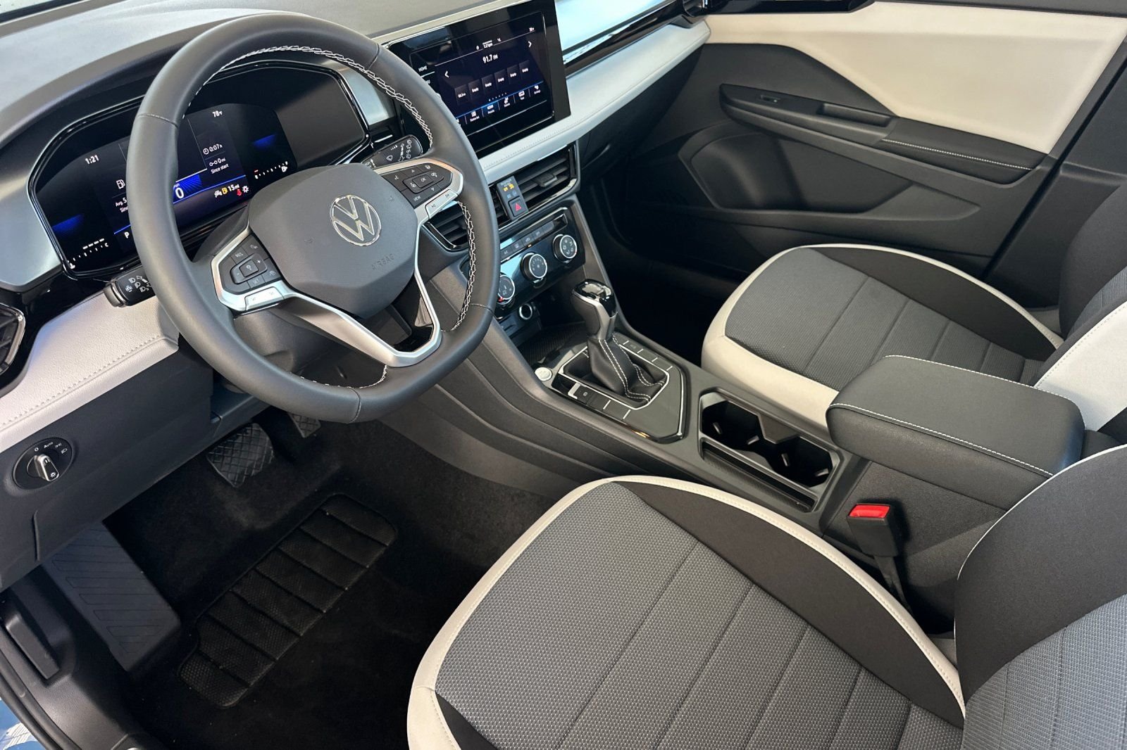 New 2026 Volkswagen Taos S FWD image 10