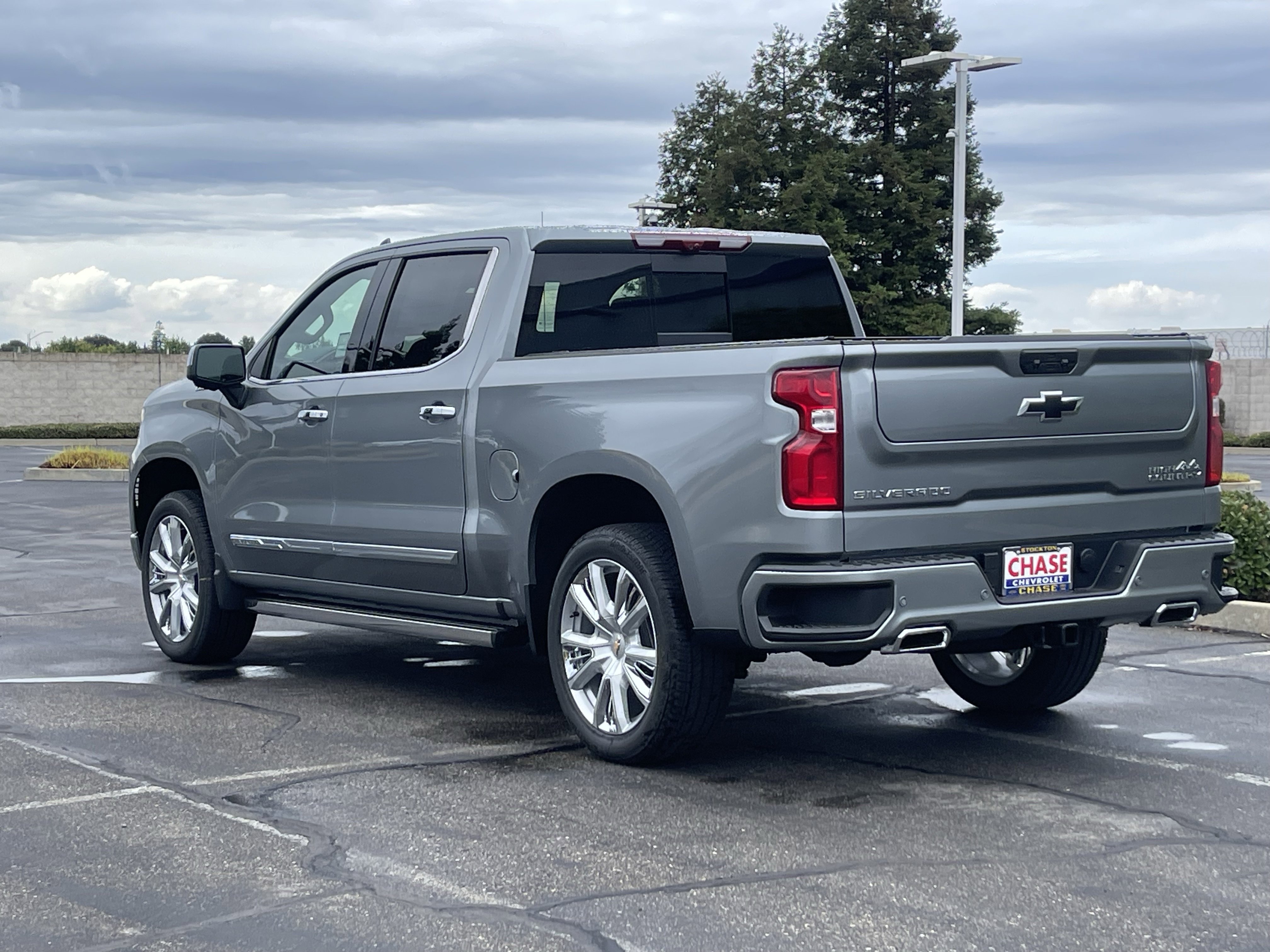 New 2026 Chevrolet Silverado 1500 High Country image 6