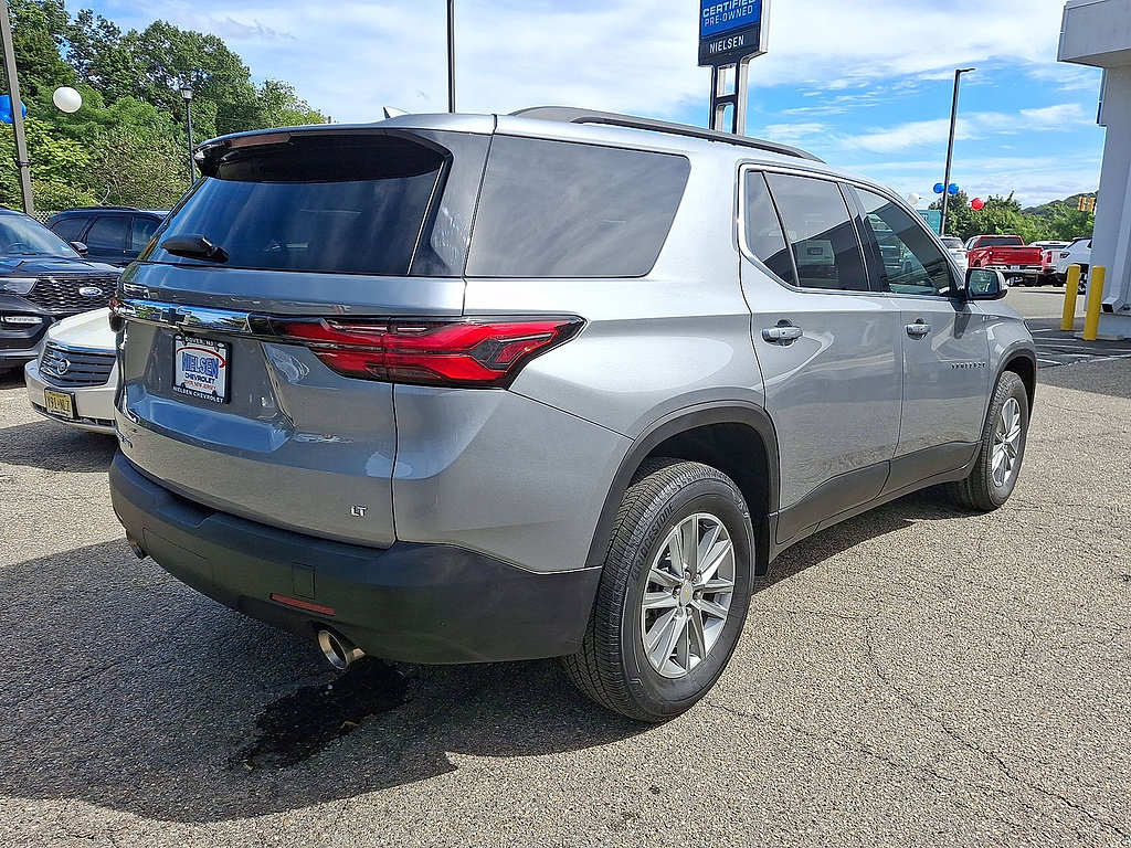 Certified 2023 Chevrolet Traverse LT w/ LPO, Floor Liner Package AWD/4WD image 25