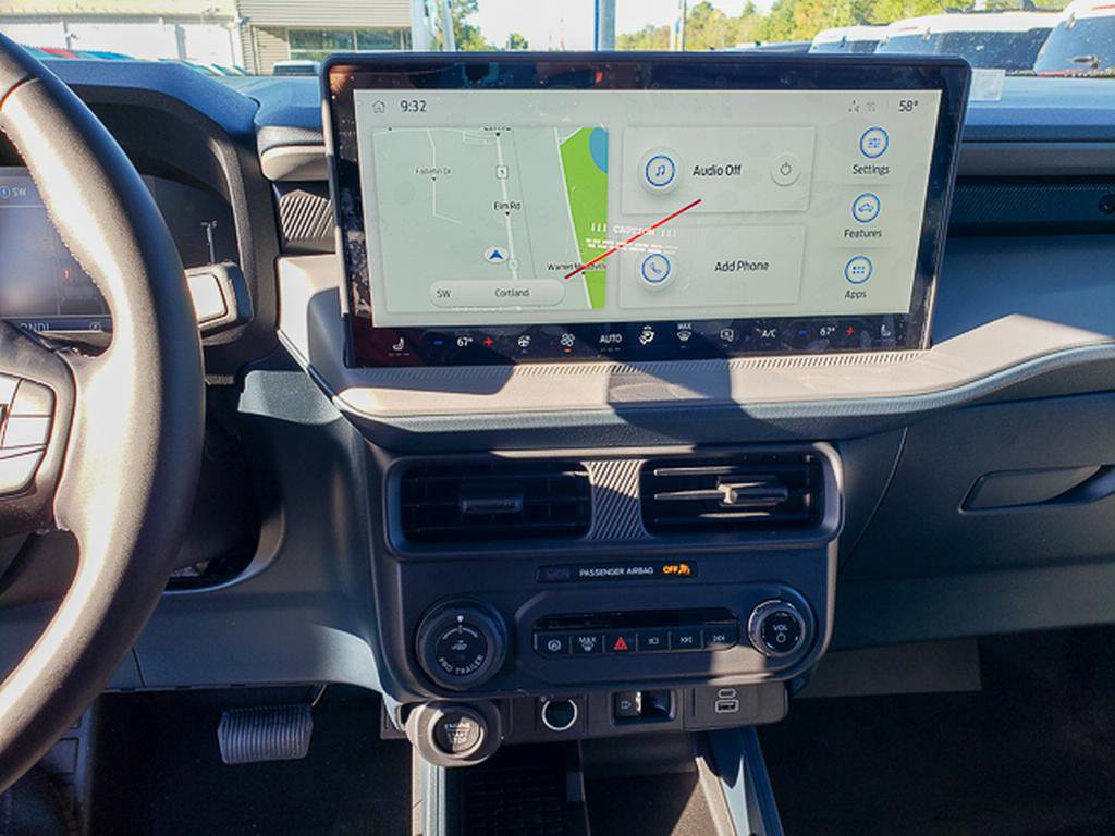 New 2025 Ford Maverick Lariat w/ Black Appearance Package AWD/4WD image 9