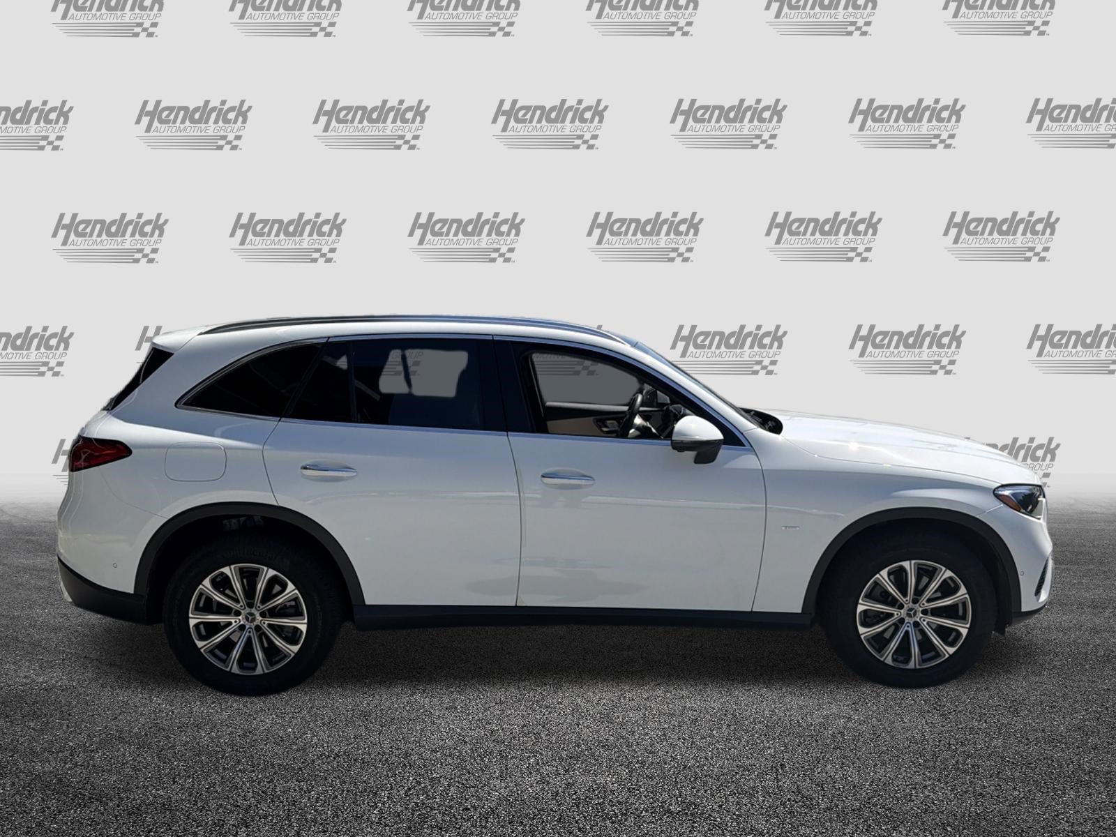 Certified 2025 Mercedes-Benz GLC 300 4MATIC image 11