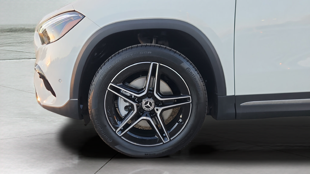 New 2026 Mercedes-Benz GLA 250 4MATIC image 23