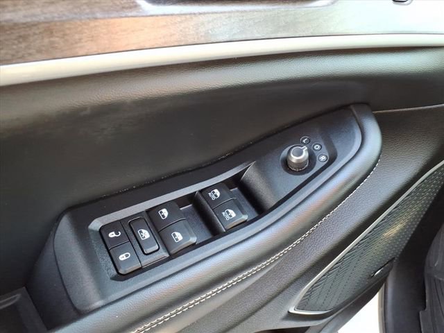 Used 2022 Jeep Grand Cherokee Limited 4xe w/ Luxury Tech Group II image 14