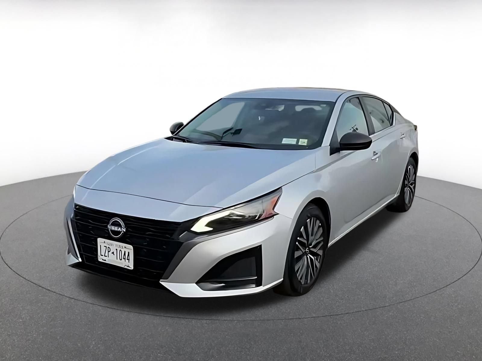 Used 2026 Nissan Altima 2.5 SV FWD image 5