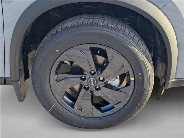 New 2026 Nissan Rogue SV FWD image 9