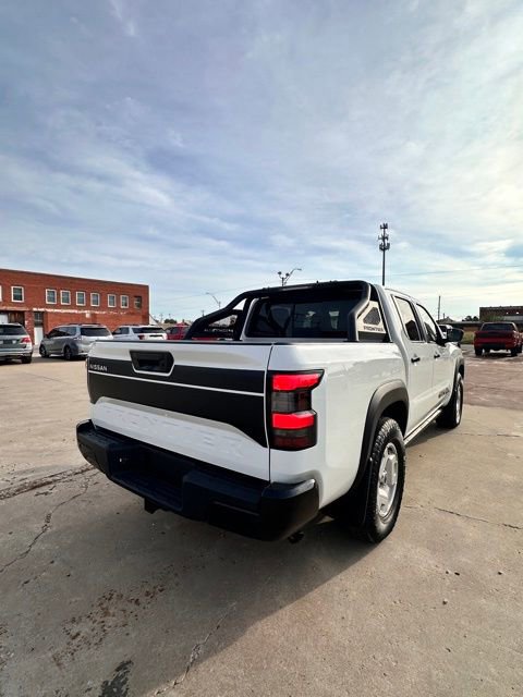 Certified 2024 Nissan Frontier SV w/ Hardbody Edition image 8
