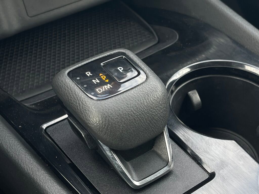 Used 2023 Nissan Rogue SV image 13