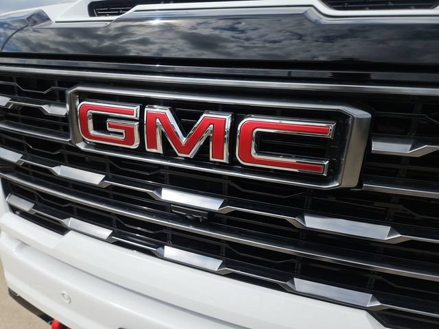 Used 2025 GMC Sierra 2500 AT4 AWD/4WD image 28