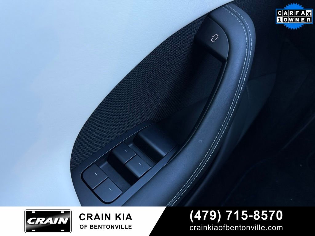 Used 2023 Tesla Model S Standard Range image 10