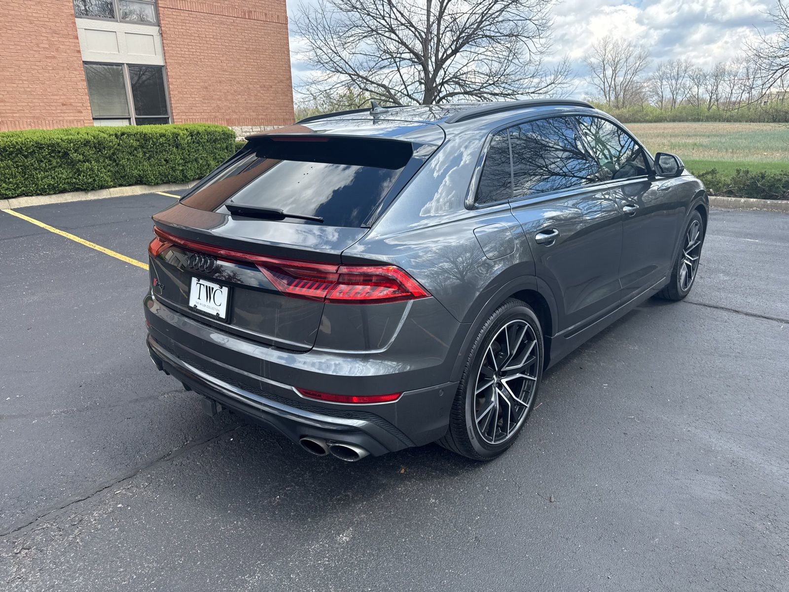 Used 2020 Audi SQ8 Premium Plus w/ Driver Assistance Package image 5