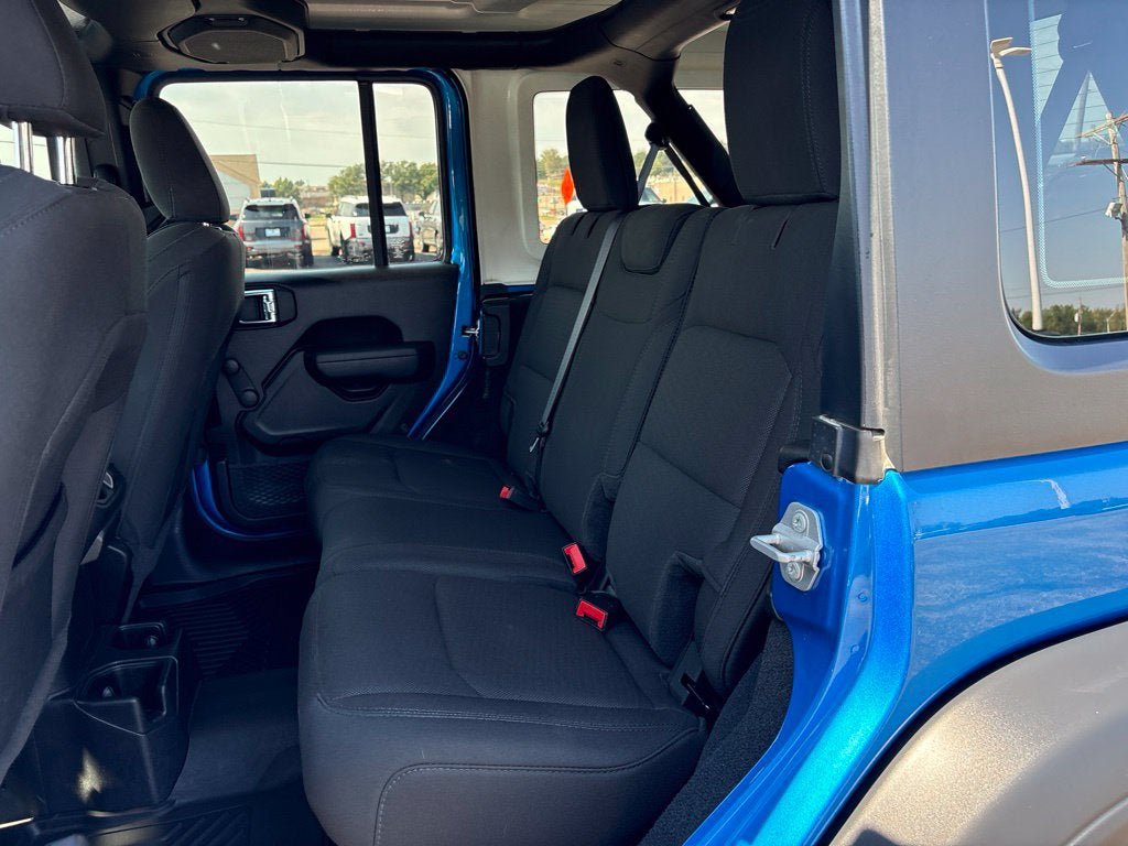 Used 2023 Jeep Wrangler Unlimited Sport AWD/4WD image 25