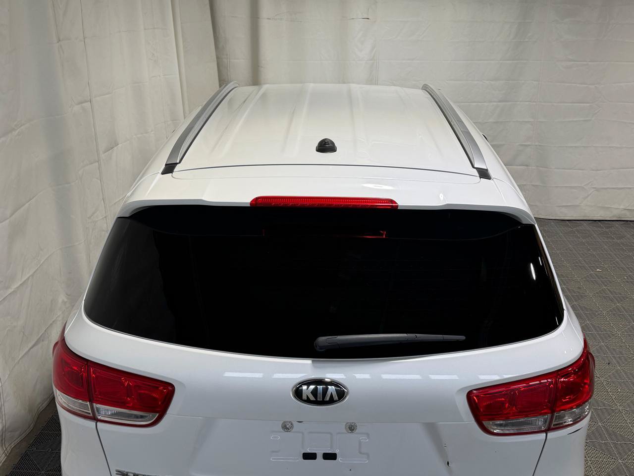 Used 2018 Kia Sorento LX AWD/4WD image 6